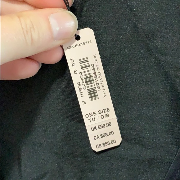 NWT Black Victoria’s Secret LOVE Robe - One Size - Picture 6 of 6